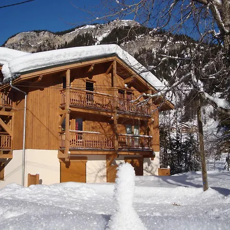 Apartamento 3 Pièces Avec Jardinet, Proche Du Centre - Fr-1-464-42